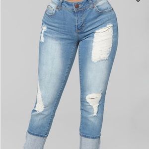 FashionNova Boyfriend Jeans
